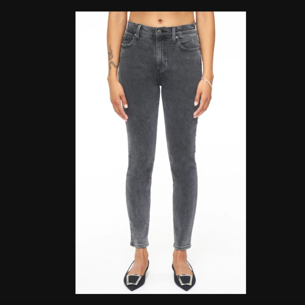 Pistola Aline Jean- Academy